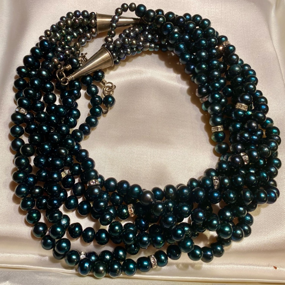 Hand Strung Dark Green Cultured Freshwater Pearl Necklace